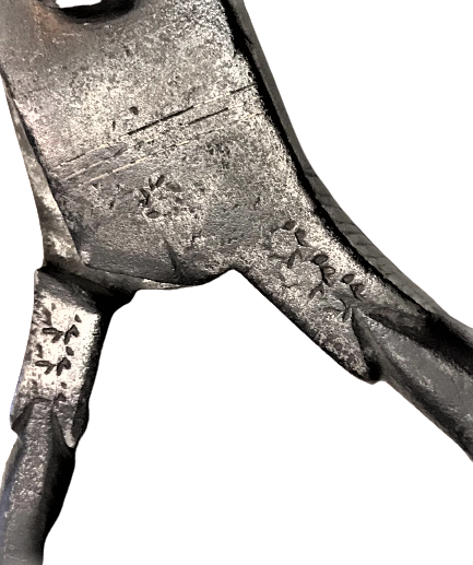 SICAK DÖGME DEMİR MAKAS ÜZERİ EL İŞLEMELİ BÜYÜK BOY 