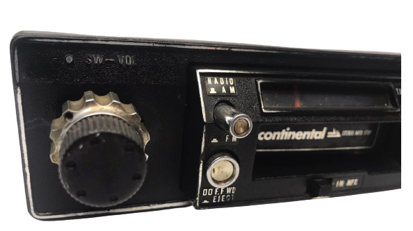 CONTİNENTAL OTO RADIO TEYP MODEL NO G 300 2 KANAL RADYO ORJİNAL JAPON MALI 1970 Lİ YILLAR