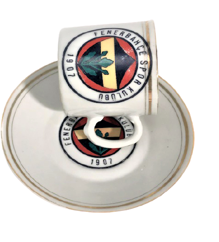 FENERBAHCE LEGOLU PORSELEN KAHVE  FİNCANI KENARLAR ALTIN EL CEKMEDİR  YURT DIŞINDA ÖZEL YAPTIRILMIŞ ÜRÜNDÜR