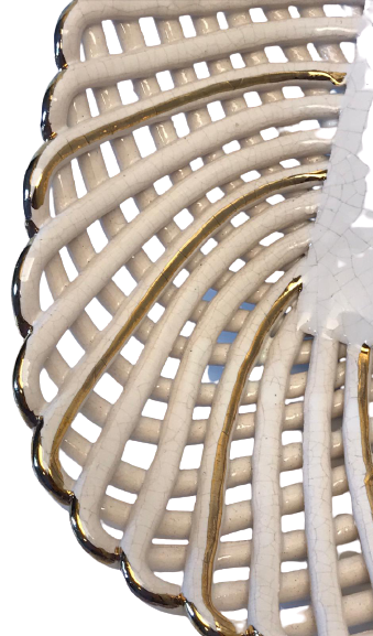 ÖRGÜ SEPET PORSELEN PRENS PRENSES AŞIKLAR  FİGÜRLÜ ALTIN EL CEKMELİ CİZGİLER 