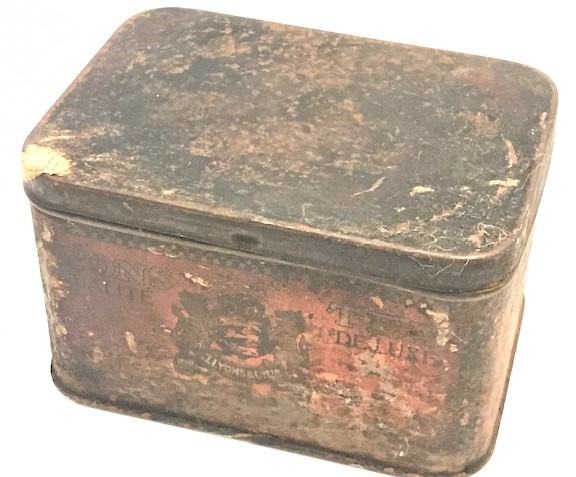 LYONS TEA  QUALİTE DELUXE TENEKE KAPAKLI CAY KUTUSU 