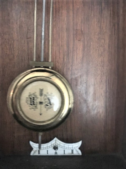 1900 AHŞAP KASA 15 GÜNLÜK KURMALI SARKACLI MEKANİK SAAT DAKİK AYAR TUTAN BİR SAATTİR HER ŞEYİ İLE ORJİNAL