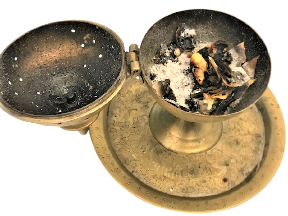 OSMANLI MODELİ KAPAKLI PİRİNC  ALTINDA KÖZ TABLALI ÜZERİ KALEM İŞLEMELİ BUHURDAN 