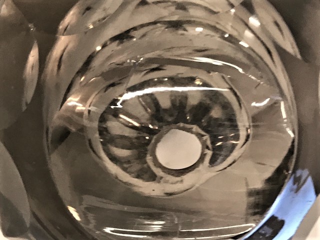 OSMANLI KRISTAL KESME KONAK  MERDİVEN TRABZAN BAŞI TAMAMEN EL YAPIMIDIR CATLAK KIRIR YOKDUR HASARSIZDIR