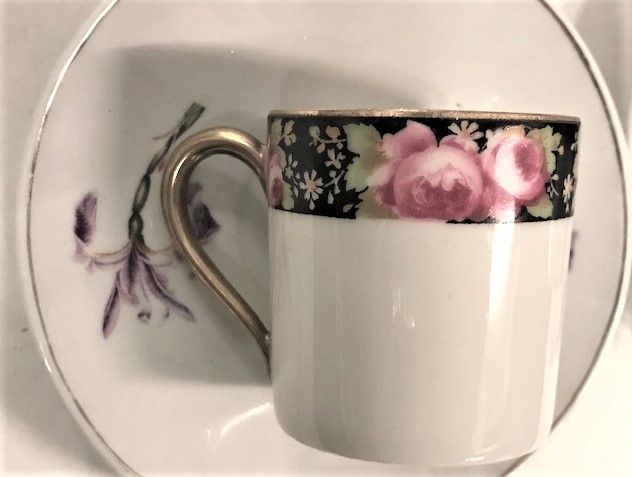 PORSELEN LİMOGES CİFT  TİRYAKİ TABAK VE FİNCANI 