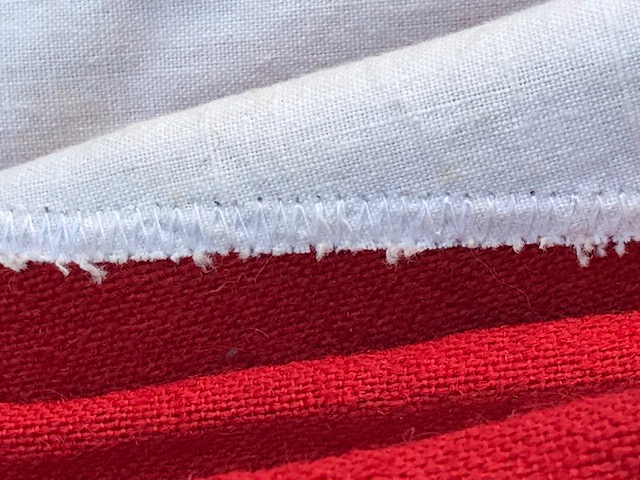 PAMUKLU DOKUMA KUMAŞA AY YILDIZI AYRICA DİKİLEREK BÜYÜK BOY TÜRK BAYRAK 1950 YILLAR ÖLCÜLER 9 X 6 METRE 54 METREKARE