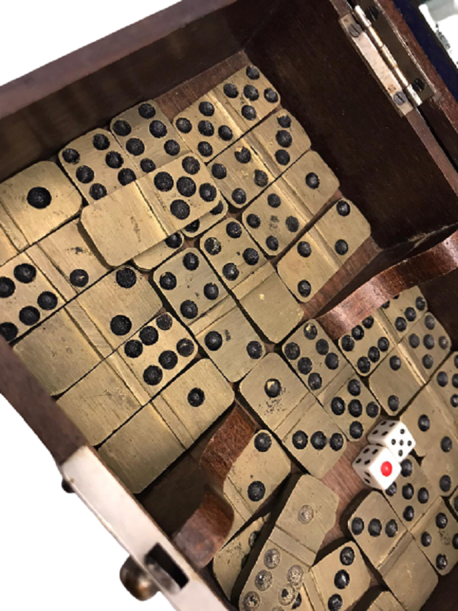 1940 SEYEHAT OYUN SETİ DOMİNO İSKAMBİL KAGIDI CİFT ZAR AHŞAP ORJİNAL KAPAKLI KUTUSUNDA 