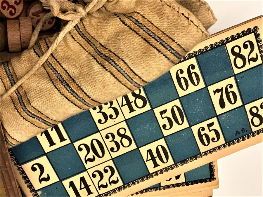 YENİ YIL ŞANS OYUNU TOMBALA TOMBOLA LOTTO LOTTERİA 1940 AHŞAP KUTUSUNDA 