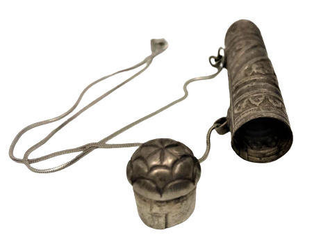 OSMANLI KAPAKLI EL YAPIM İCERSİNDE GEREKLİ OLAN TILSIM DUA NAZAR YAZILARAK KULLANILAN ÜZERİ İŞLEME HAMAYIL 