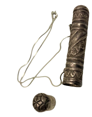 OSMANLI KAPAKLI EL YAPIM İCERSİNDE GEREKLİ OLAN TILSIM DUA NAZAR YAZILARAK KULLANILAN ÜZERİ İŞLEME HAMAYIL 