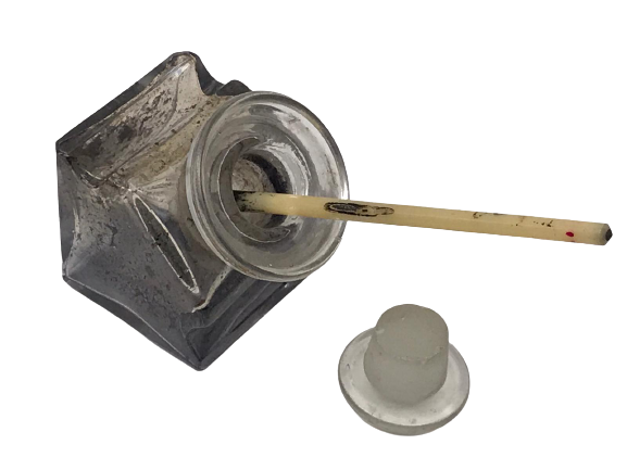 OSMANLI  KAPAKLI MÜREKKEPLİK HOKKA KATALİN DİVİT KALEMİ İLE