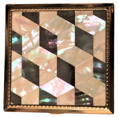 ÜZERİ SEDEF İŞLEMELİ ENGLAND MELİSSA ALTIN KAPLAMA CANTA İÇİ AYNALI KAPAKLI PUDRA KABI