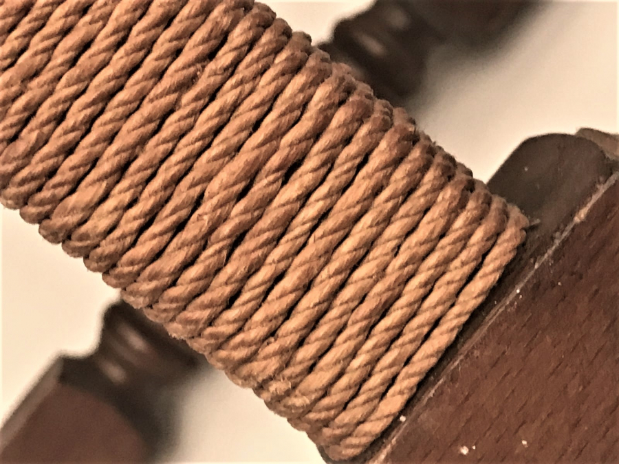 1920 OSMANLI 2 ADET EL ÖRME EGİRME İP İŞİ OTURMA VE DAYANMA YERİ EL TORNA MASİF AHŞAP SANDALYE