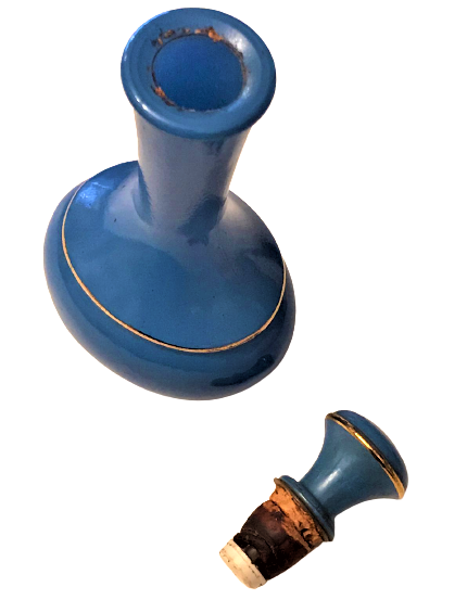 1960 OPALİN MAVİ RENKDE OPAL VE MANTARLI  KAPAKLI PARFÜM ŞİŞESİ