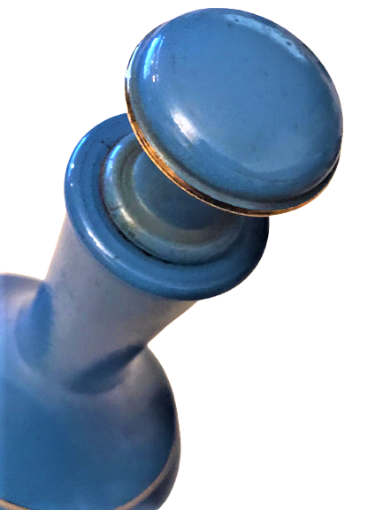 1960 OPALİN MAVİ RENKDE OPAL VE MANTARLI  KAPAKLI PARFÜM ŞİŞESİ