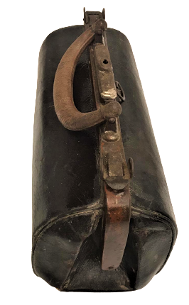 OSMANLI MEŞİN CİFT KİLİTLİ  ANAHTARLA KİLİTLENEBİLEN KULPLU DOKTOR CANTASI