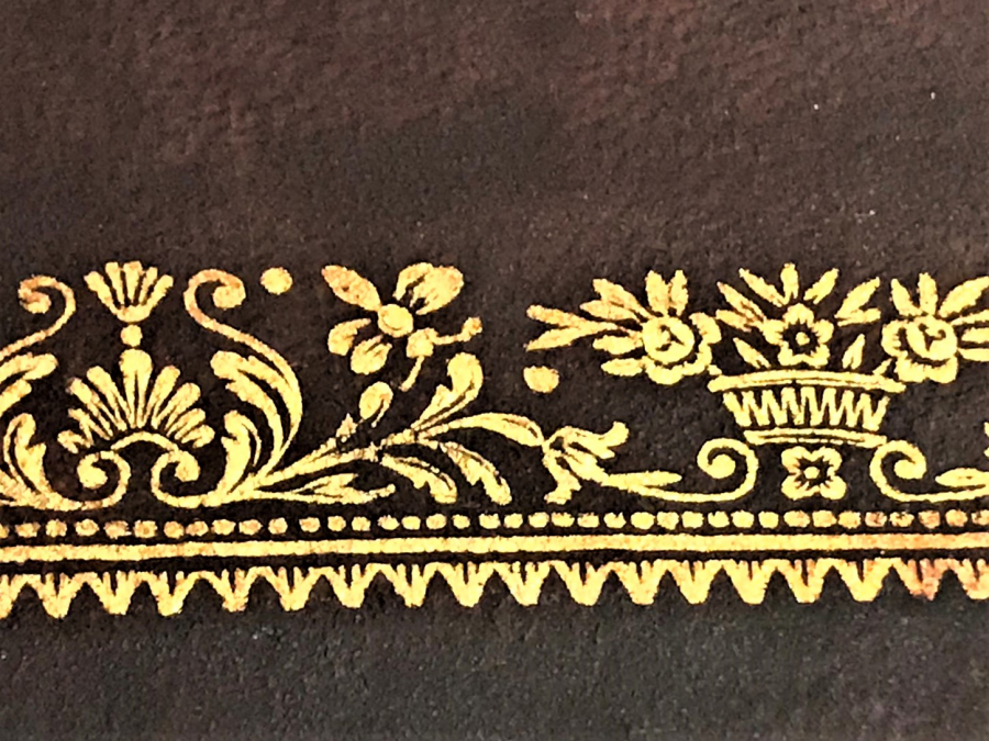 OSMANLI  BORDO RENKDE SARAY İŞİ DERİ KENARLARI SICAK ALTIN BASKI MASA ÜZERİ KAPAKLI SÜMEN