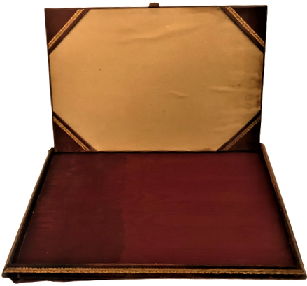 OSMANLI  BORDO RENKDE SARAY İŞİ DERİ KENARLARI SICAK ALTIN BASKI MASA ÜZERİ KAPAKLI SÜMEN