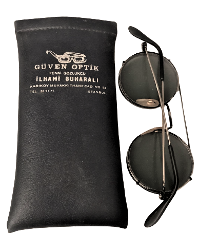1960 YILLAR CİFT GÖZLÜK KENDİ KILIFINDA