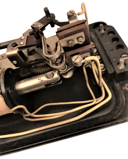 1950 Lİ YILLAR PFN ZAMAN AYARLI MEKANİK BAKALİT KUTULU MERDİVEN ZAMAN ACMA KAPAMA AYDINLATMA OTOMATİGİ