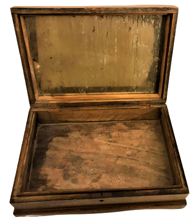 AHŞAP MARKUTERİ İŞÇİLİKLİ İÇİ AYNALI KAPAKLI TRAŞ KUTUSU