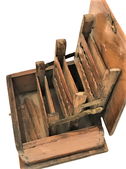 AHŞAP CEZA EVİ MAHKUMLARIN YAPTIGI SIGARA İKRAM KUTUSU MEKANİK SİSTEMLİ 30 SIGARA