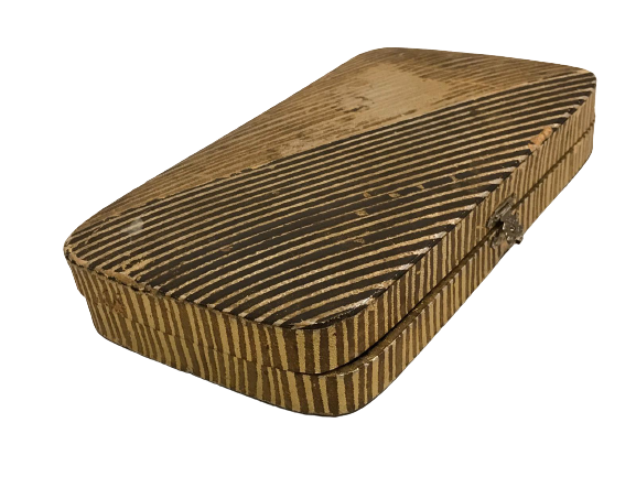 KUTUSUNDA MANİKÜR PEDİKÜR TAKIMI KENDİ ORJİNAL KUTUSUNDA 