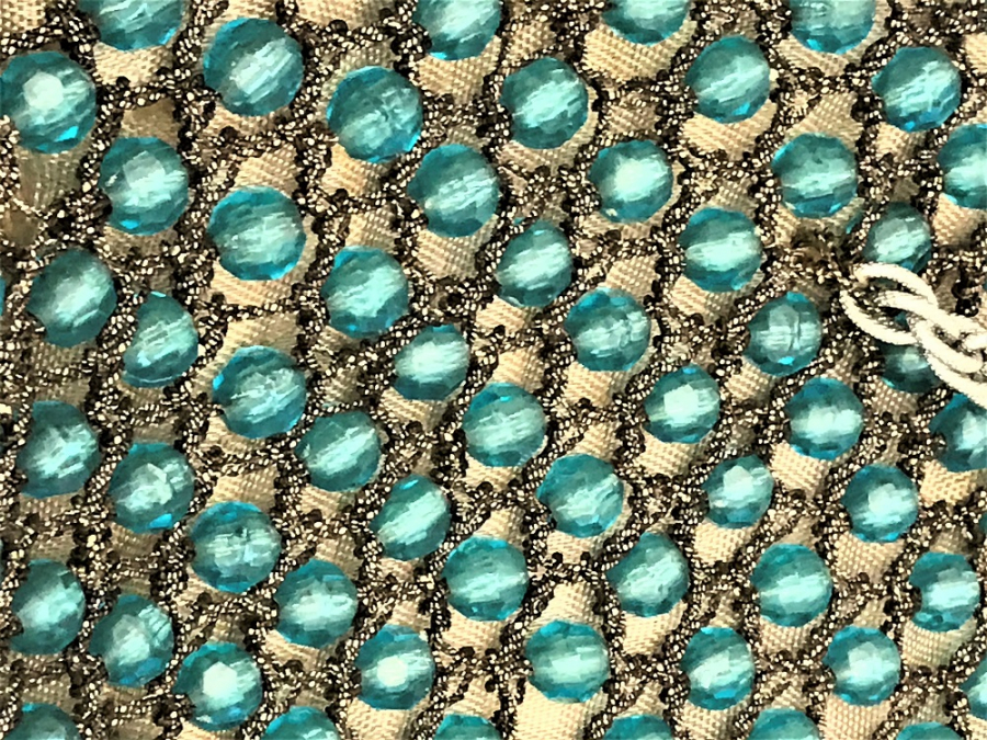 OSMANLI EL YAPIMI İRİ BONCUKLAR VE GÜMÜŞ SİMLERLE SIRALANMIŞ GECE CANTASI