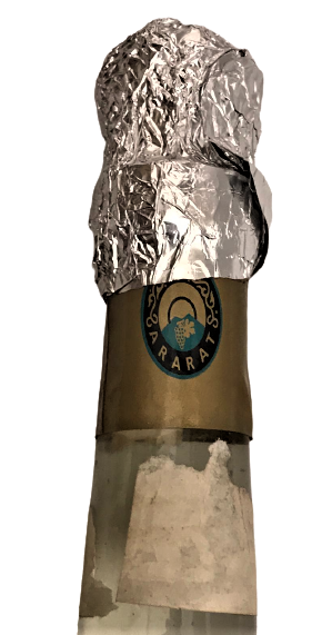 APARAT ACHTAMAR VAN AKDAMAR KİLİSE TEMALI KILIC ŞEKLİNDE İÇERSİ KONYAK DOLU İÇKİ ŞİŞE