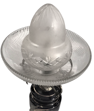 FRANSIZ BAŞ UCU GECE LANBASI PORSELEN GÖVDE BRONZ AYAK KİRISTAL FANUS VE ALT ÜZERİ EL ALTIN CEKME