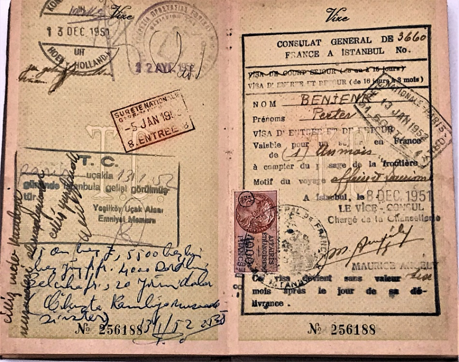 İŞ ADAMI  TÜCCAR PERTEV BENJENK 1951 YILINDA ALDIGI TÜRKİYE CUMHURİTETİ ESKİ CERCEVELİ PASAPORTU 