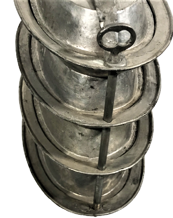 OSMANLI DÖRT KAB KAPAKLI ÜZERİ AY YILDIZLI KALAYLI BAKIR SEFERTASI