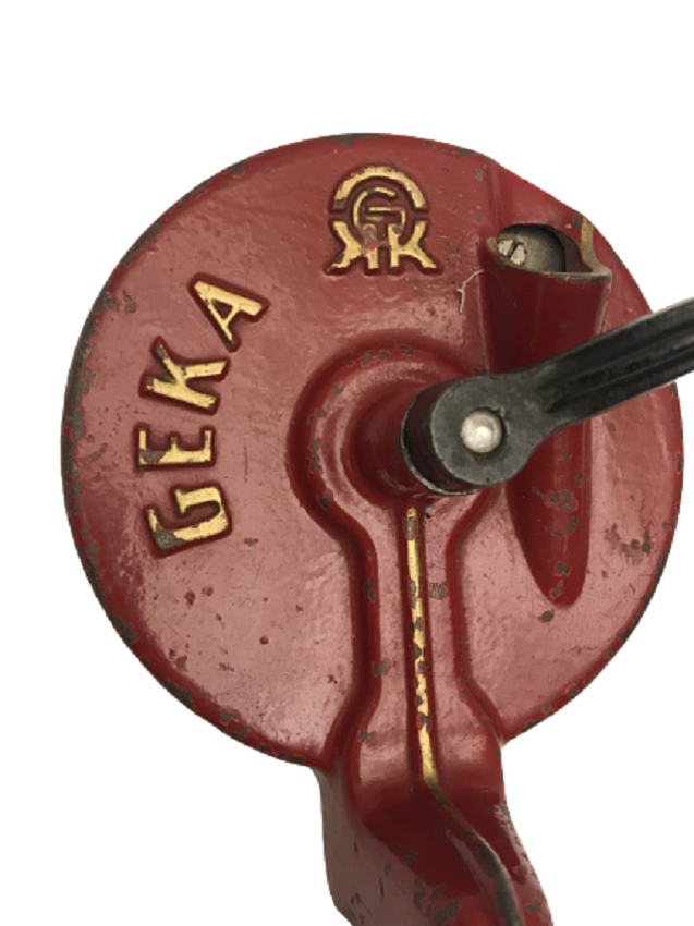 ANTİGUE DUTCH GEKA RUSTY BEAN SLİCER KIRMIZI DEMİR DÖKÜM GÖVDE EL KRANK FASULYE KESİCİ DOGRAYICI MUTFAK ALETİ