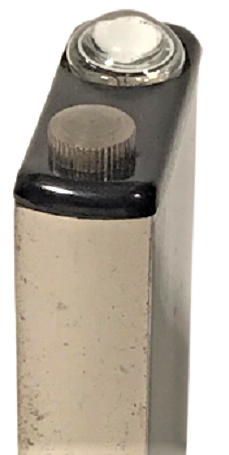 GÜMÜZ ÜZERİ SİYAH MİNELİ CEPDE TAŞINAN MERCEKLİ FENER