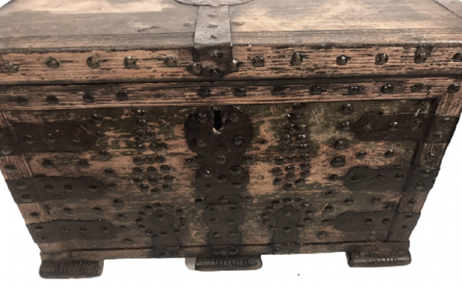 OSMANLI YÖRÜK İŞİ ÜZERİ KABARA SÜSLEMELİ AHŞAP KAPAKLI İÇERSİ GÖZLÜ GELİN BOHCA SANDIK