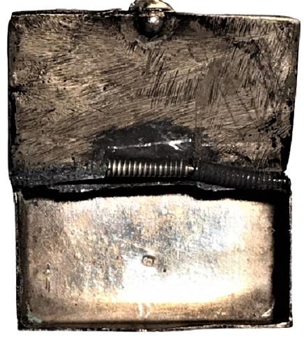 OSMANLI GÜMÜŞ KAPAKLI ÜZERİ İŞLEMELİ ENFİYE KUTUSU 