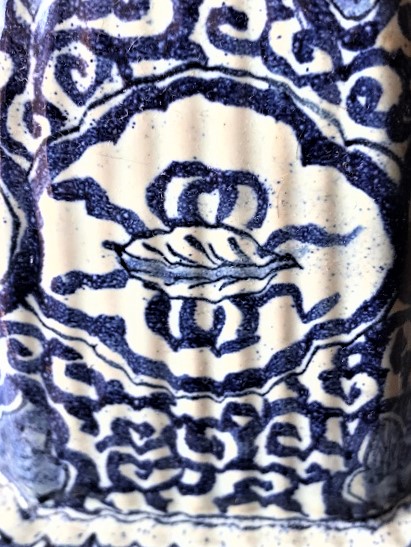 CİN HANEDAN KUTSAL ÇİFT VAZO 16 YÜZYIL 60 CM BOY KAPAKLI EL İŞİ BLUE WHITE J.G 56/15