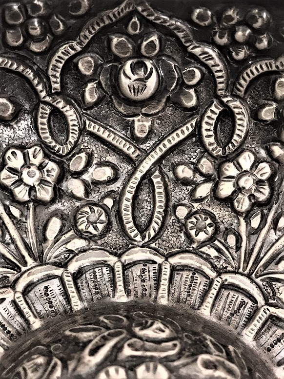 GÜMÜŞ DAMGALI ERMENİ USTA İŞİ TAMAMI EL İŞCİLİKLİ HAMAM TASI