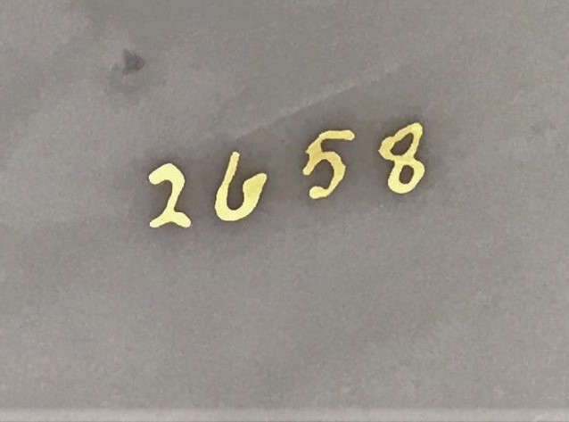 BAVARİA PORSELEN DUVAR TABAGI ÜZERİNDE YARDIMA DAVET EDİN GÜZEL FARKLI SÖZLERİ BULUNMAKTADIR