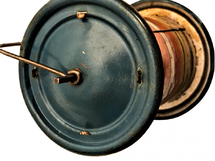 1950 FRANSIZ MALI TENEKE COCUK OYUNCAK KAMIŞ TUTMA SAPLIDIR