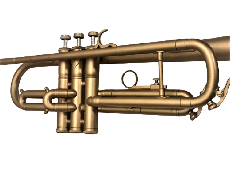 ORJİNAL KUTUSUNDA 1960  3 PİSTONLU 7C AGIZLIK ÜZERİ SERİ NUMARALI PREFESYONEL PİRİNC TROMPET 