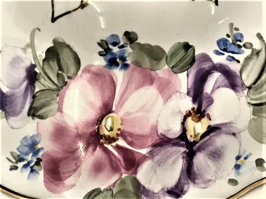 SÜT BEYAZ CİCEKLİ EL YAPIM SÜMERBANK DAMGALI KAPAKLI PORSELEN SAHAN İKRAMLİK LOKUMLUK 