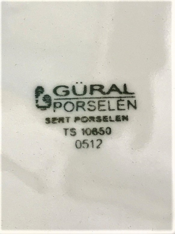 1962 İSTANBUL KRİMİNAL POLİS LABORATUVARI KUTUSUNDA VAZİFESİNDE  BAŞARI GÖSTERENLERE VERİLEN 
