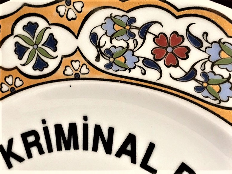 1962 İSTANBUL KRİMİNAL POLİS LABORATUVARI KUTUSUNDA VAZİFESİNDE  BAŞARI GÖSTERENLERE VERİLEN 