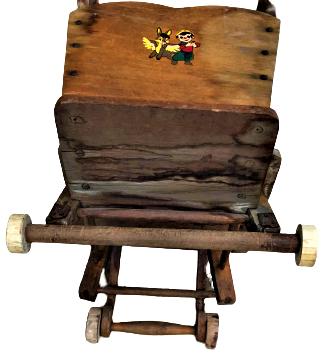 1950 EYÜP İSTANBUL İŞİ  YAPIMI AHŞAP TEKERLEKLİ BEBEK YÜRÜTEC MAMA  OTURAK  SANDALYE