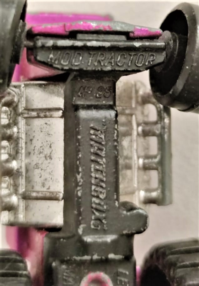 MATCHBOX NO 25 MOD TRACTOR LESNEY PRODS 1972  MADEIN ENGLAND