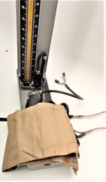 1920 W.A. BAUM CO. BA UMANOMETER KOMPAK CIVALI KADRAN MODELİ KAN BASINCI ÖLÇER TANSİYON ALETİ JAPAN