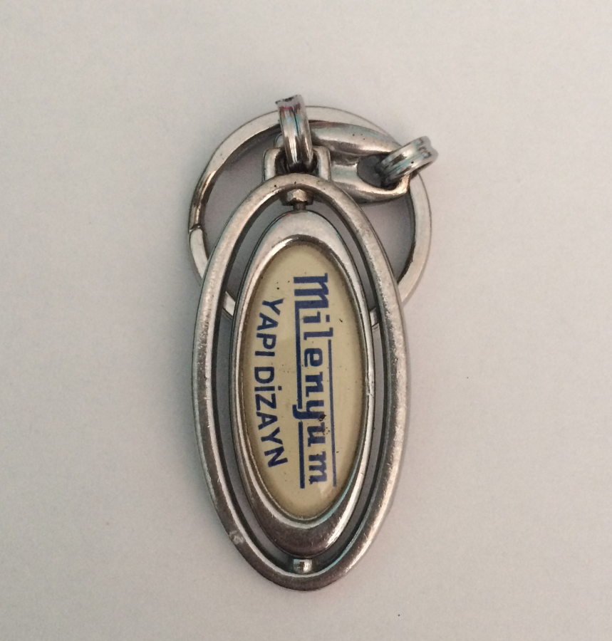 MİLENYUM YAPI DİZAYN TEMALI METAL ANAHTARLIK