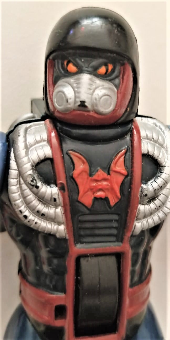 1980 HE MAN GÖUSUNDE MEKANIK MOTOR SIRTINDA UCUŞ TÜPÜ OLAN ADAM EVRENİN USTALARI Hİ MEN