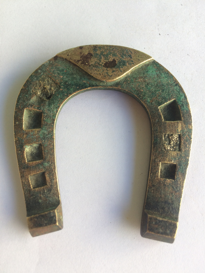  PİRİNC AT NALI NAZAR VE BEREKET TİMSALİ KAPI ÜZERİNE UGUR GETİRİLMESİ İÇİN CİVİLENEN NAL